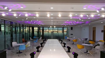 广州培正学院的 T 台