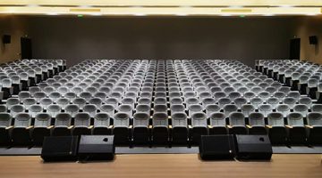 河南某政府报告厅